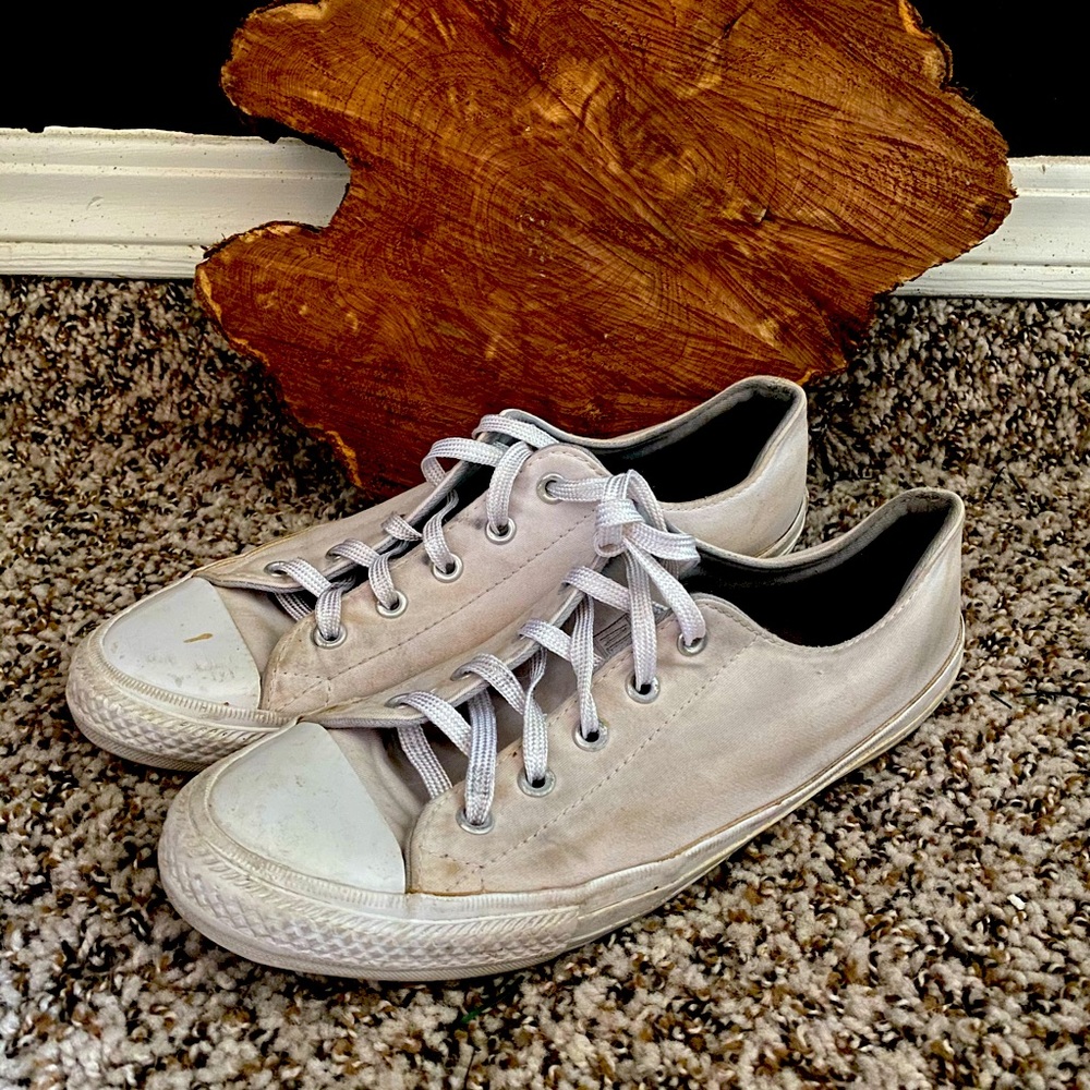White converse